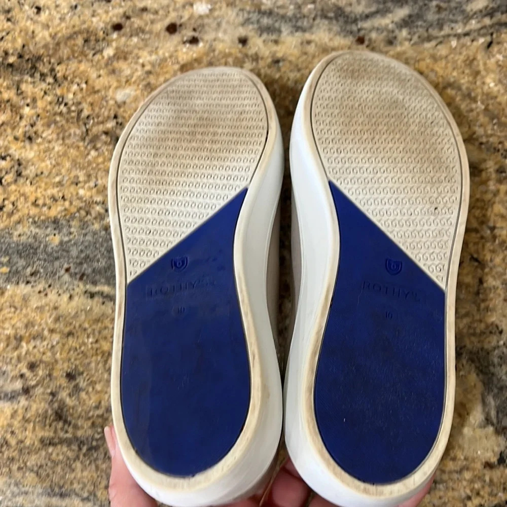 Rothy’s slip on sneaker - Picture 3 of 5